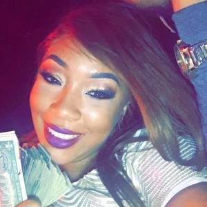 Meet your Posher, Nzinga